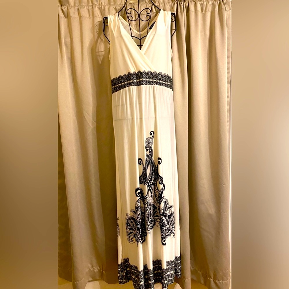 Summer Sleeveless Maxi Sundress/Evening Gown Size M